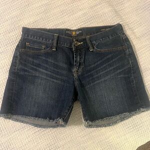 Lucky Brand Women's Dark Blue Abbey Jean Shorts, size 4/27